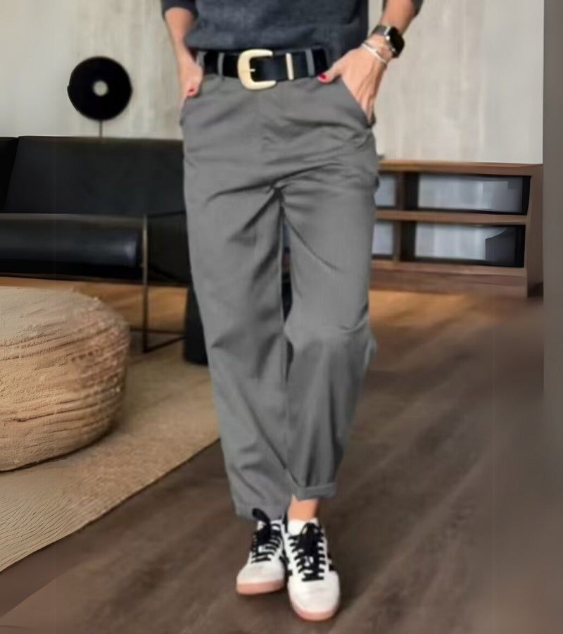 Mathilda Striped Pants for a Slim Silhouette for Women