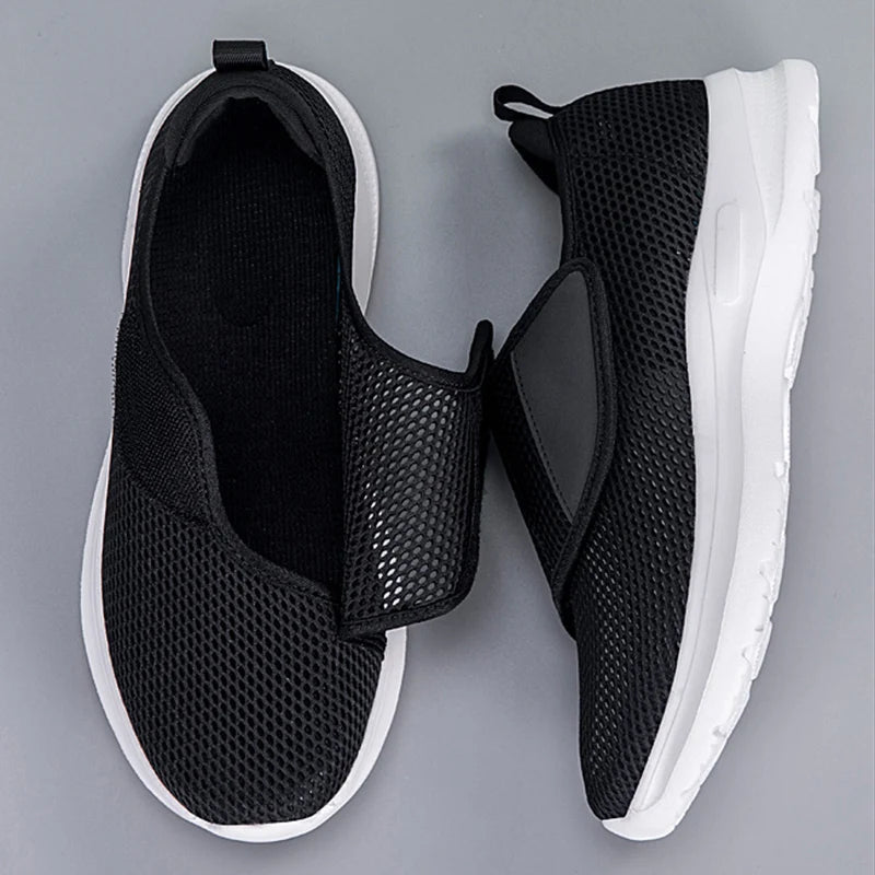 Men's Comfortable Wide Fit Shoes