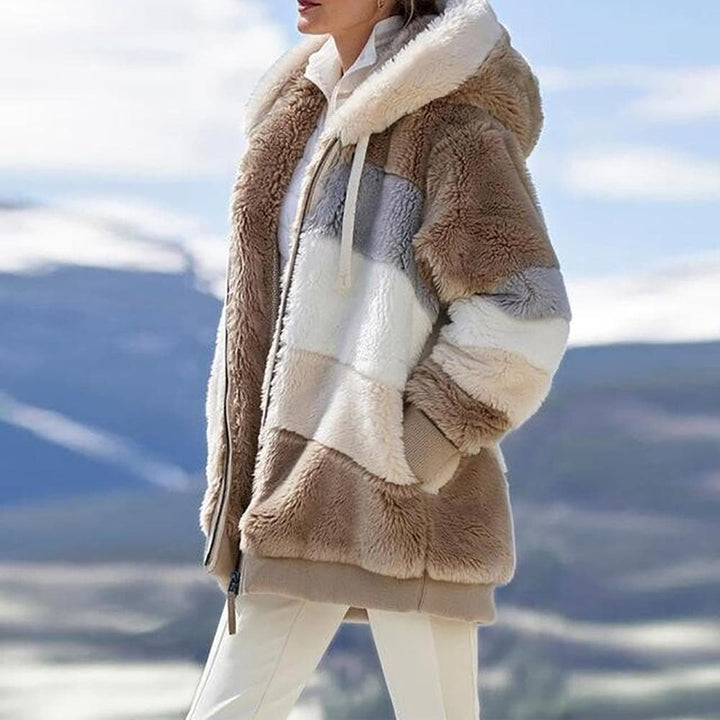 Mila Flauschige Damen Kunstfelljacke