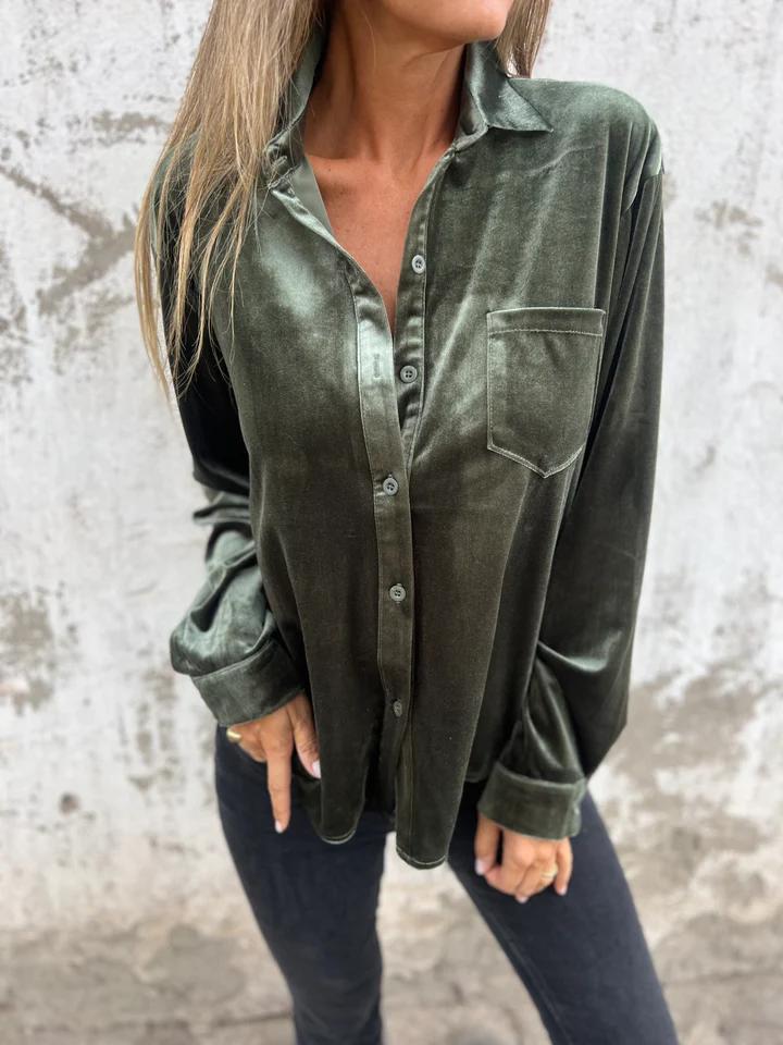 Samtweiche Damen Bluse mit Knopfleiste